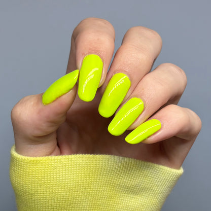 Yellow. No, Green. No, Yellow.