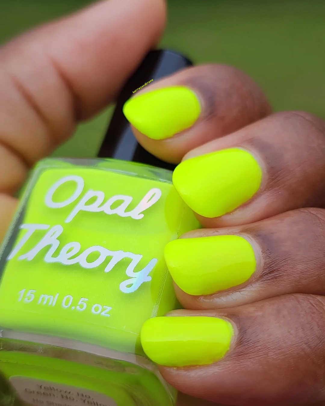 Yellow. No, Green. No, Yellow.